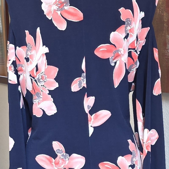 Connected Apparel Cold Shoulder Navy Dress with Pink Floral Design Size 16 - Picture 7 of 9